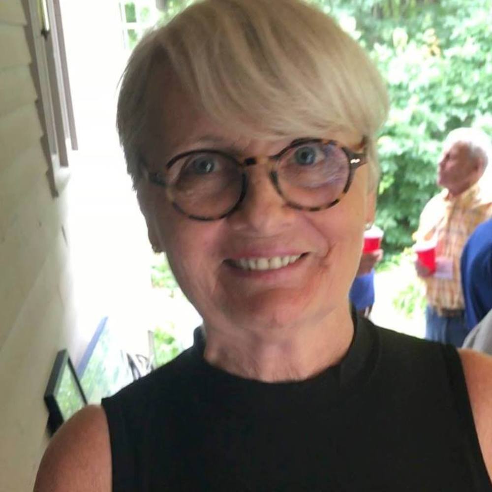 Meet your Posher, Gayle